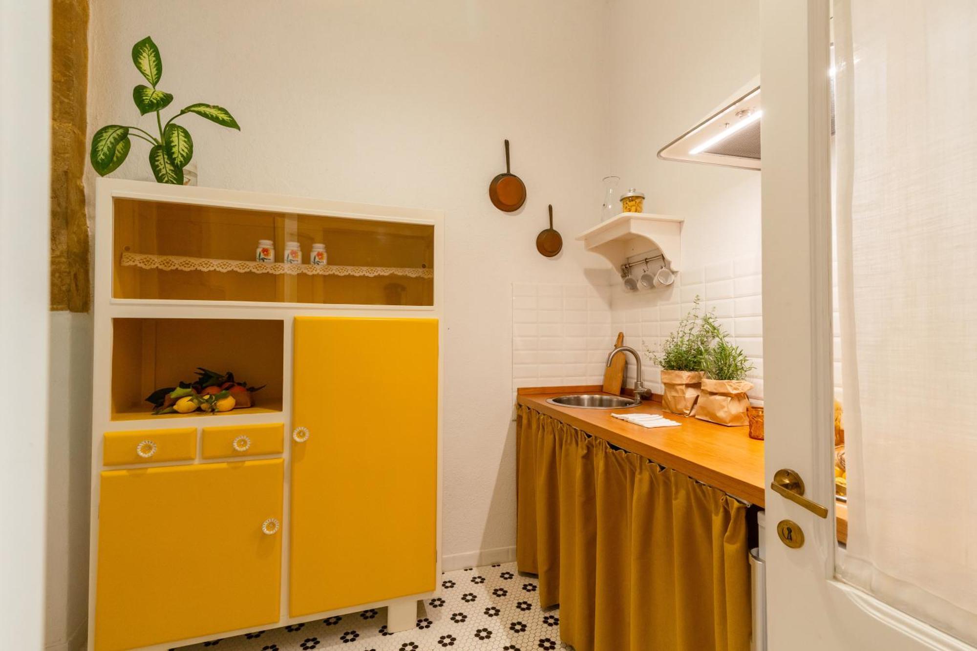 Casa Storica Di Charme Con Vista Mare Nel Cuore Di กาญารี ภายนอก รูปภาพ