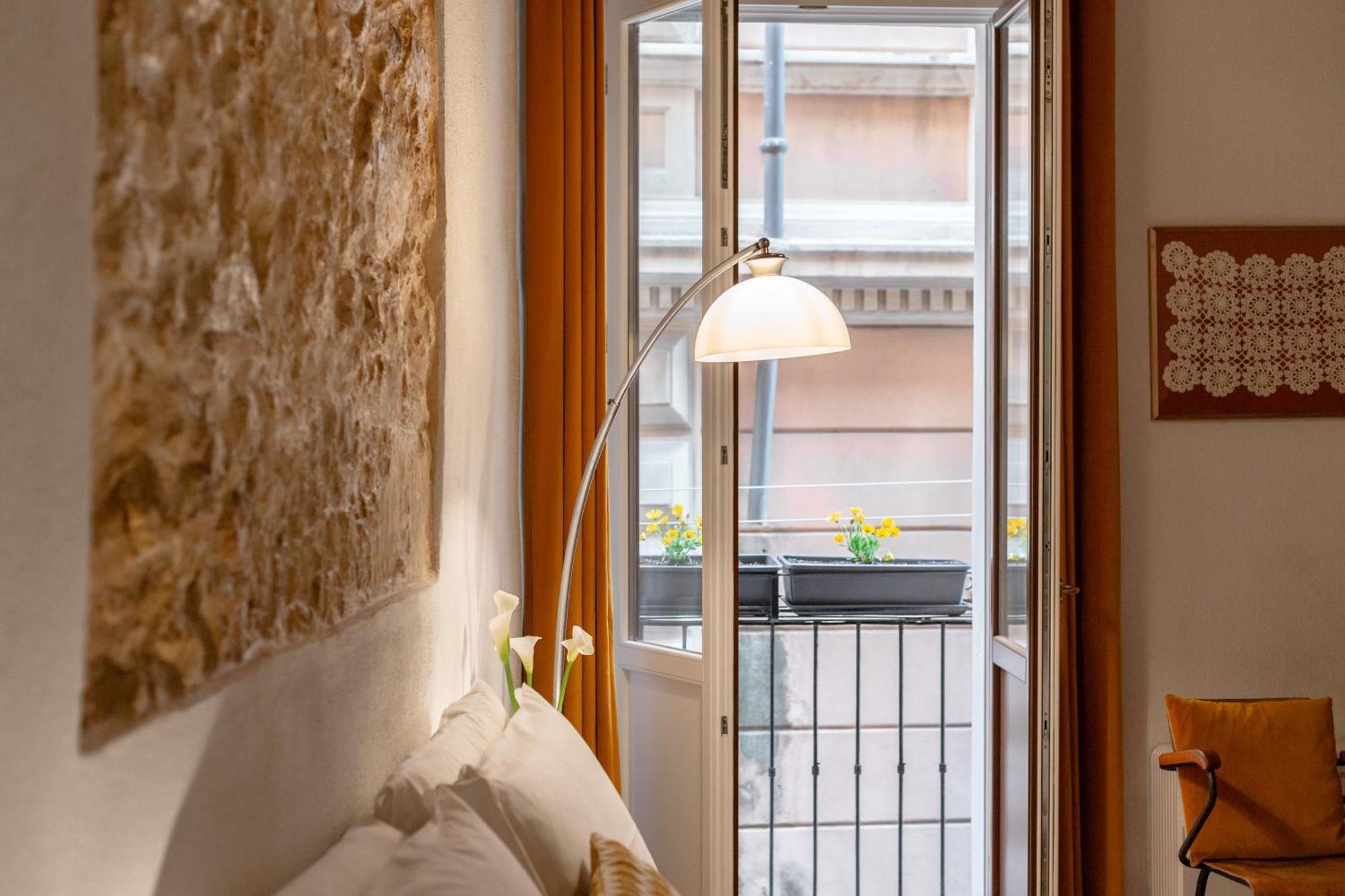 Casa Storica Di Charme Con Vista Mare Nel Cuore Di กาญารี ภายนอก รูปภาพ